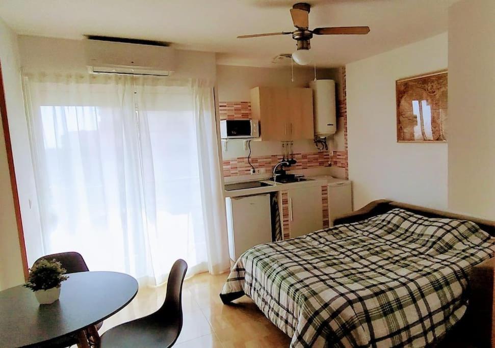Estudio Con Vista Al Mar A 200 Mts De La Playa ベナルマデナ エクステリア 写真