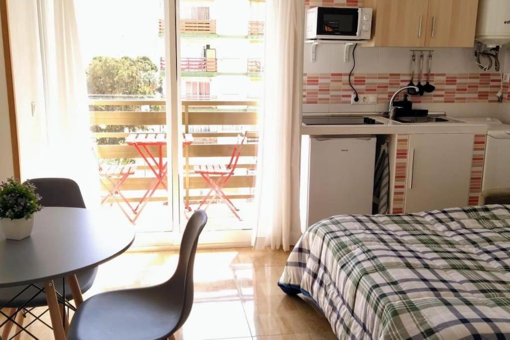 Estudio Con Vista Al Mar A 200 Mts De La Playa ベナルマデナ エクステリア 写真